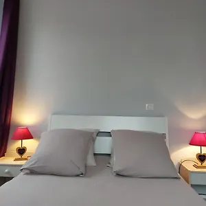 https://le-barycentre.hotels-rhonealpes.com