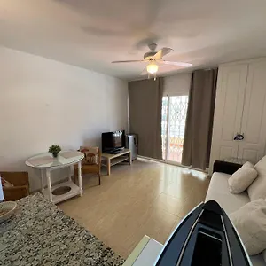  Apartment Magnifico En La Carihuela, Torremolino Spain